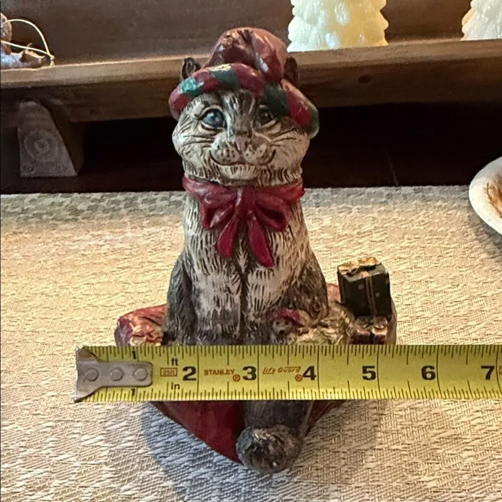Stone Bunny Christmas Cat stocking holder 7